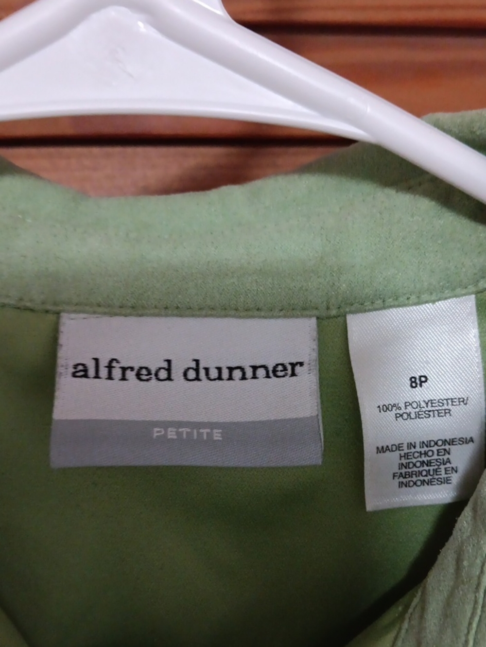 Alfred Dunner Sage Green Casual Button-Down Shirt EUC - Picture 2 of 4